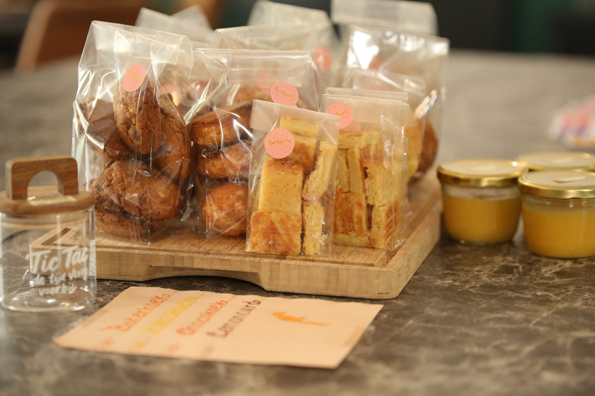 Koekjes en boterkoek uit het Zmikkelhoes